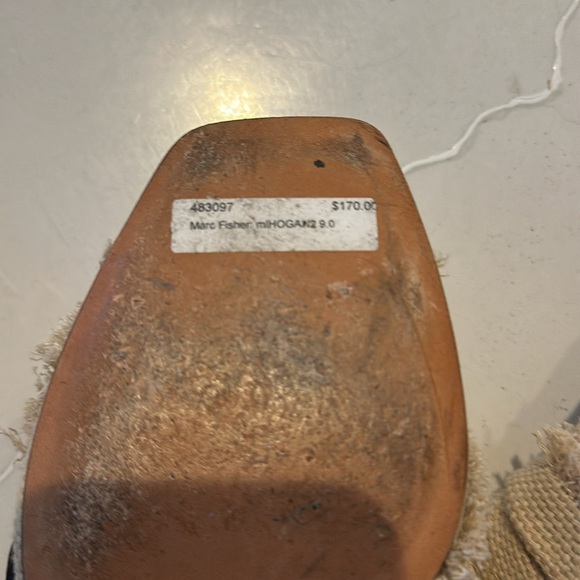 Marc fisher black satin and cotton heels - Picture 5 of 5